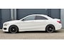 Mercedes-Benz CLA 180 Prestige | AMG PAKKET | Pano | Automaat | Camera | Harman / Kardon | Zeer Net !|
