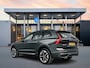 Volvo XC60 T8 Recharge Ultra Dark | 20" | Luchtvering | Trekhaak | Panoramadak | Head-up | Harman Kardon | Elektr. verst. Stoelen | Full LED