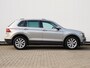 Volkswagen Tiguan 1.5 TSI Comfortline Business 130 pk | LED | Wegkl. Trekhaak | Stoelverwarming | Spiegelpakket | Adaptieve cruise control | 18 inch Velgen