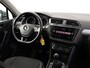 Volkswagen Tiguan 1.5 TSI Comfortline Business 130 pk | LED | Wegkl. Trekhaak | Stoelverwarming | Spiegelpakket | Adaptieve cruise control | 18 inch Velgen