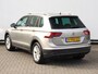 Volkswagen Tiguan 1.5 TSI Comfortline Business 130 pk | LED | Wegkl. Trekhaak | Stoelverwarming | Spiegelpakket | Adaptieve cruise control | 18 inch Velgen
