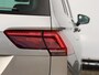 Volkswagen Tiguan 1.5 TSI Comfortline Business 130 pk | LED | Wegkl. Trekhaak | Stoelverwarming | Spiegelpakket | Adaptieve cruise control | 18 inch Velgen