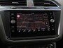 Volkswagen Tiguan 1.5 TSI Comfortline Business 130 pk | LED | Wegkl. Trekhaak | Stoelverwarming | Spiegelpakket | Adaptieve cruise control | 18 inch Velgen