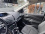 Ford Kuga 1.5 Titanium Styling Pack panoramadak, navi, cruise elec pakket 4wd trekhaak multi-stuur, pdc, nwe apk * rijklaarprijs *