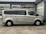 Ford Transit Custom 310 2.2 TDCI L2H1 Limited DC Airco Cruise control Trekhaak 2800kg trekgewicht 6-Persoons Stoelverwarming Bluetooth handsfree Parkeersensoren voor en achter Schuifdeur links en rechts 1e eigenaar Euro 5