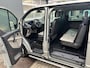 Ford Transit Custom 310 2.2 TDCI L2H1 Limited DC Airco Cruise control Trekhaak 2800kg trekgewicht 6-Persoons Stoelverwarming Bluetooth handsfree Parkeersensoren voor en achter Schuifdeur links en rechts 1e eigenaar Euro 5