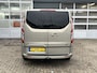 Ford Transit Custom 310 2.2 TDCI L2H1 Limited DC Airco Cruise control Trekhaak 2800kg trekgewicht 6-Persoons Stoelverwarming Bluetooth handsfree Parkeersensoren voor en achter Schuifdeur links en rechts 1e eigenaar Euro 5
