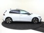 Volkswagen Golf 1.5 eHybrid GTE | SoH 99% | Panoramadak | 360 camera | Head-up display | Adaptieve cruise control | 3-zone airco | LED matrix verlichting | CarPlay | Stoel- en stuurwielverwarming |