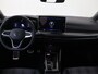 Volkswagen Golf 1.5 eHybrid GTE | SoH 99% | Panoramadak | 360 camera | Head-up display | Adaptieve cruise control | 3-zone airco | LED matrix verlichting | CarPlay | Stoel- en stuurwielverwarming |
