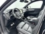 Volvo XC40 Recharge P8 AWD R-Design | 20" | Leder | Panoramadak | Harman Kardon | 360 Camera | Elektr. verst. Stoelen | Full LED | Stoel/Stuurverwarming | Adaptieve Cruise | BLIS