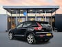Volvo XC40 Recharge P8 AWD R-Design | 20" | Leder | Panoramadak | Harman Kardon | 360 Camera | Elektr. verst. Stoelen | Full LED | Stoel/Stuurverwarming | Adaptieve Cruise | BLIS