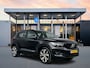 Volvo XC40 Recharge P8 AWD R-Design | 20" | Leder | Panoramadak | Harman Kardon | 360 Camera | Elektr. verst. Stoelen | Full LED | Stoel/Stuurverwarming | Adaptieve Cruise | BLIS
