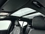 Volvo XC40 Recharge P8 AWD R-Design | 20" | Leder | Panoramadak | Harman Kardon | 360 Camera | Elektr. verst. Stoelen | Full LED | Stoel/Stuurverwarming | Adaptieve Cruise | BLIS