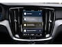 Volvo V60 2.0 T6 Plug-in hybrid AWD Plus Dark | Sport Stoelen | Harman/Kardon Audio | Stoel & Stuurverwarming | Verwarmbare voorruit | 360 Camera |