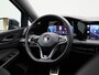 Volkswagen Golf Variant 1.5 eTSI R-Line | Automaat | Apple Carplay/Android Auto | Parkeersensoren | Cruise Control | Stoelverwarming | Lichtmetalen Velgen |