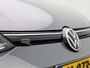 Volkswagen Golf Variant 1.5 eTSI R-Line | Automaat | Apple Carplay/Android Auto | Parkeersensoren | Cruise Control | Stoelverwarming | Lichtmetalen Velgen |
