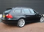 BMW 3-Serie Touring 325i | Clima | Cruise | PDC | Halfleder | Stoelverwarming |