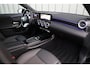 Mercedes-Benz A-klasse 200 Luxury Line | 163PK | Pano | Keyless-go | Sfeerverlichting | ACC | Multibeam | Widescreen | 2024.