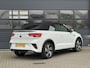 Volkswagen T-Roc Cabrio 1.5 TSI R-LINE I AUTOMAAT I P-CAMERA I LEDEREN BEKLEDING I STOELVERWARMING I UNIEKE STAND