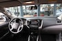 Mitsubishi L200 2.4 DI-D CLUB CAB INTENCE 4WD VAN