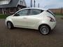 Lancia Ypsilon 0.9 TwinAir Platinum magic parking, parelmoerlak!