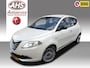 Lancia Ypsilon 0.9 TwinAir Platinum magic parking, parelmoerlak!