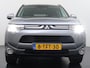 Mitsubishi Outlander 2.0I AUT 7-Persoons ! Trekhaak Ecc Cruise Control Keyless Intense+ Bluetooth Lmv 18" Privacy Glas Rockford-Fosgate®-Audio Origineel Nederlandse Auto 1.600kg trekvermogen Slechts 1425-leeg-gewicht!