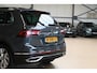 Volkswagen Tiguan 1.5 TSI 150pk Elegance | IQ. Light | Panoramadak | Trekhaak | 100% (Dealer) onderhouden label