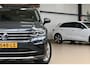 Volkswagen Tiguan 1.5 TSI 150pk Elegance | IQ. Light | Panoramadak | Trekhaak | 100% (Dealer) onderhouden label