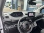 Peugeot e-Partner 136 L2 50 kWh | Navi | 360 Camera | PDC voor en achter | | 11 kW lader | Achterdeuren zonder ruit | Airco| 11 kW lader | Achterdeuren zonder ruit | Airco