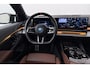 BMW i5 Touring M60 601 PK XDrive Pano-dak Trekhaak Full Options!