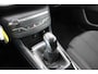 Peugeot 308 1.2 VTi Active | Incl. 12 maanden garantie | Nieuwe distributieriem | Cruise control | Climate control | Navigatie | Bluetooth | Trekhaak |