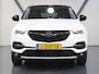 Opel Grandland X 1.6 180PK Turbo Ultimate | 1ste eigenaar | AUTOMAAT | AppleCarPlay/AndroidAuto | Verwarmde/Verkoelende AGR-stoelen | LEER | Navigatie | Cruise Control | Keyless Start/Entry | FULL LED | 360'Camera | Trekhaak | Two-tone | Isofix | Privacy Glass | 1600KG TREKGEWICHT! |
