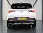 Opel Grandland X 1.6 180PK Turbo Ultimate | 1ste eigenaar | AUTOMAAT | AppleCarPlay/AndroidAuto | Verwarmde/Verkoelende AGR-stoelen | LEER | Navigatie | Cruise Control | Keyless Start/Entry | FULL LED | 360'Camera | Trekhaak | Two-tone | Isofix | Privacy Glass | 1600KG TREKGEWICHT! |