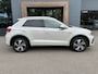 Volkswagen T-Roc 1.5 TSI 150pk DSG R-Line | Camera | Keyless | Elek. Achterklep | Dode hoek | Rijklaar incl. 1 jaar Bovag garantie