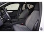 Volvo XC40 T5 Recharge Plus Dark - Panorama/schuifdak - IntelliSafe Assist - Harman/Kardon audio - Parkeercamera achter - Parkeersensoren voor & achter - Elektr. bedienb. voorstoelen met geheugen links - Draadloze tel. lader - Extra getint glas - 19' LMV