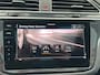 Volkswagen Tiguan 2.0 TDI DSG LIFE PANO.DAK/360CAMERA/TREKHAAK/ACC/NAVI/CARPLAY/STOEL+STUURVERW./ELEK.ACHTERKLEP
