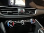 Alfa Romeo Giulia 2.0T Super Garantie Camera Navigatie Cruise Control Rijklaar