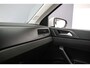 Volkswagen Polo Polo 1.0 MPI 80pk Cruise control, App connect, Parkeersensor achter, Airco, DAB, Radio, LED koplampen, Bluetooth