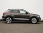 Volkswagen T-Roc 2.0 TSI 4Motion Sport 190 pk | Panoramadak | Trekhaak | Leder | Camera | Stuur- en stoelverwarming | LED | Digitaal dashboard | Adaptieve cruise control | 19 inch Suzuka