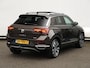 Volkswagen T-Roc 2.0 TSI 4Motion Sport 190 pk | Panoramadak | Trekhaak | Leder | Camera | Stuur- en stoelverwarming | LED | Digitaal dashboard | Adaptieve cruise control | 19 inch Suzuka