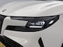 Alfa Romeo Junior Q4 1.2 Hybrid Ibrida 145pk Automaat | Climate Control | Navigatie | Adaptieve Cruise Control | Spiga/Lederen Bekleding | Elektrisch Verstelbare Bestuurdersstoel | Schuif/Kanteldak | Achteruitrijcamera | Elektrisch Bedienbare Achterklep | Dodehoek Detectie | Keyless Entry/Start | Verwarmbare Voorstoelen | 18" Lichtmetalen Velgen | LED | Apple Carplay/Android Auto |