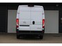 Opel Movano 2.2D 140 L2H2 3.3t | Navigatie | Achteruitrijcamera | Cruise Control | Elektrische ramen voor |
