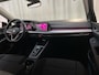 Volkswagen Golf 1.0 eTSI 110pk DSG Life Sfeerverlichting Virtual Cockpit Navigatie DAB+
