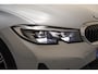 BMW 3-Serie 320i 183pk Executive Sport Line Aut. [ Schuifdak LED Adapt.cruise Stoelverwarming ]