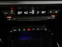 Audi RS3 Limousine quattro 2.5 TFSI | Pano | B&O | Head up | Carbon afwerking interieur | Matrix LED | Elektr. verstelbare voorstoelen | Carbon spiegelkappen |