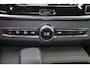 Volvo V90 T8 Recharge AWD Ultra Dark - Luchtvering - Panorama/schuifdak - IntelliSafe Assist & Surround - 360º Camera - Harman/Kardon audio - Adaptieve LED koplampen - Verwarmde voorstoelen, stuur & achterbank - Parkeersensoren voor & achter - Elektr. bedienb. voorstoelen met geheugen - Head up display - Extra getint glas - 19' LMV