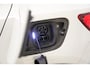 Volvo XC40 P8 Recharge R-Design 3-Fase [ Navi Camera Stoelverwarming ]
