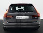 Volvo V90 2.0 B4 R-Design | Head-Up | Harman Kardon | 360° Camera | Panoramadak | Trekhaak | Sportstoel | Adaptive Cruise | BLIS