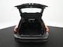 Volvo V90 2.0 B4 R-Design | Head-Up | Harman Kardon | 360° Camera | Panoramadak | Trekhaak | Sportstoel | Adaptive Cruise | BLIS
